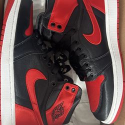 Wmns Air Jordan 1 Retro High OG 'Satin Bred' 2023