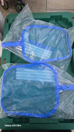 Pool Skimmer