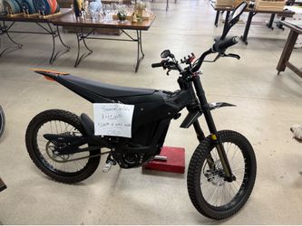 Surron e-moto bike