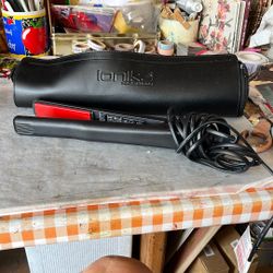 Ionia Ceramic Flat Iron