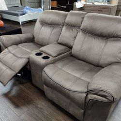 New Recliner Loveseat In Comfortable Microfiber