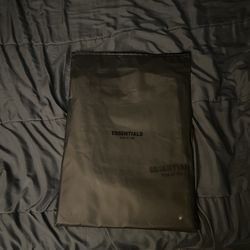 ESSENTIALS FEAR OF GOD - LIGHT OTMEAL TEE - SIZE SMALL