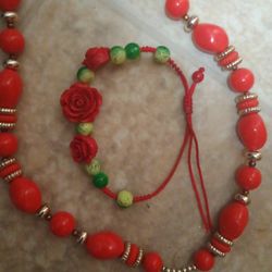 Pretty Red Necklace And Bracelet