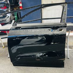 Hyundai Santa Fe 2019-2023 Left Driver Side Front Door Oem