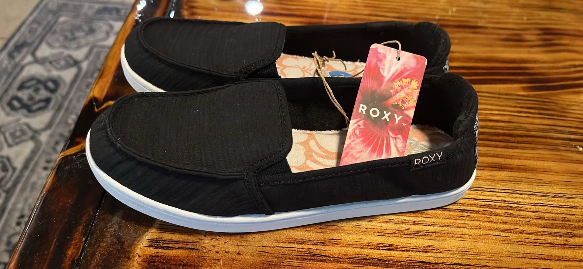 Roxy Slip On Shoes 7.5