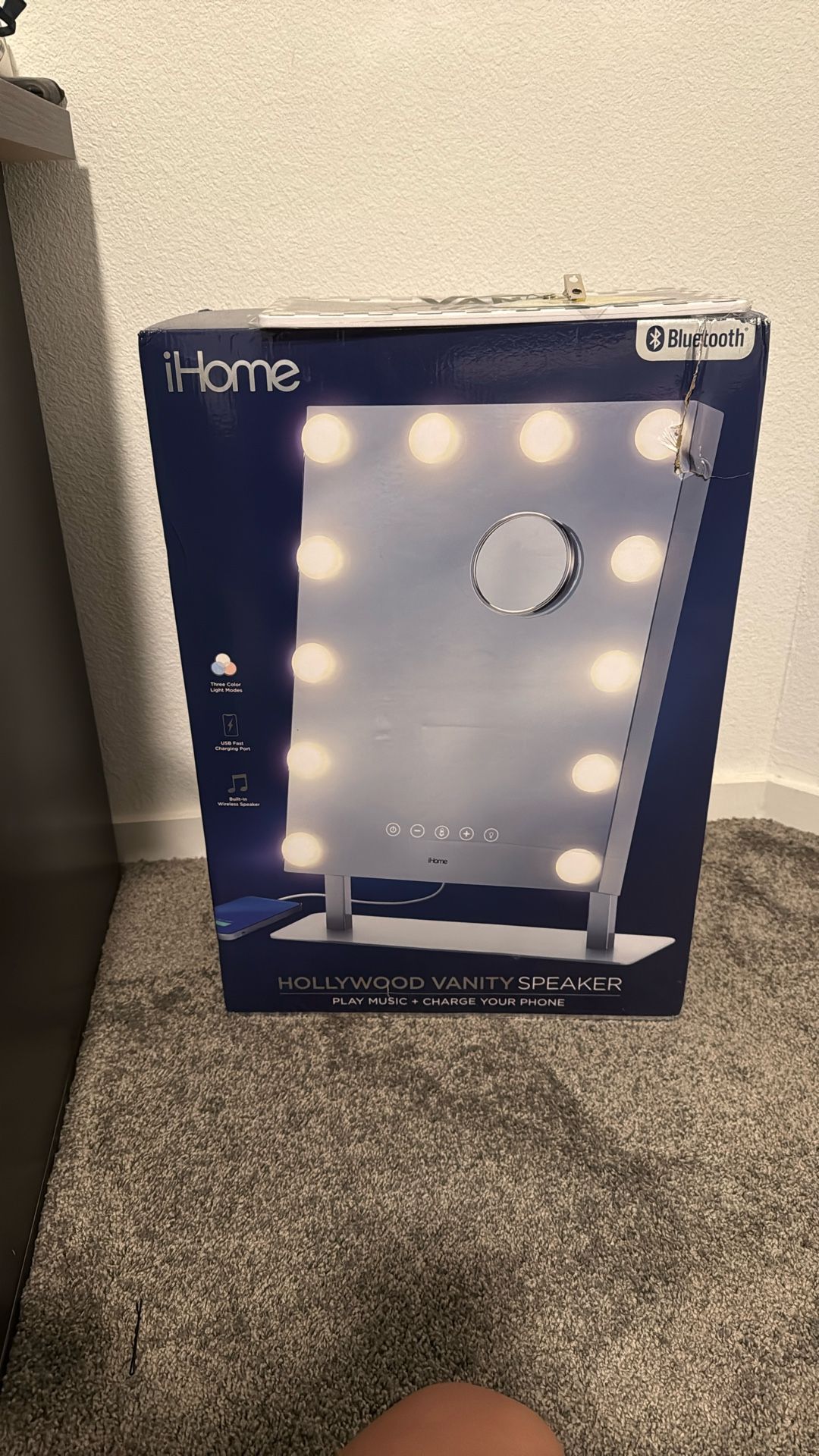 iHome Vanity Mirror