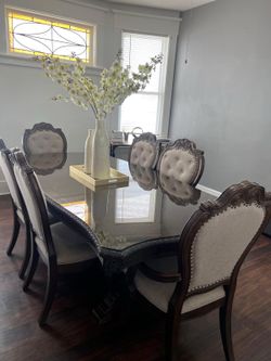 Dining table + mirror