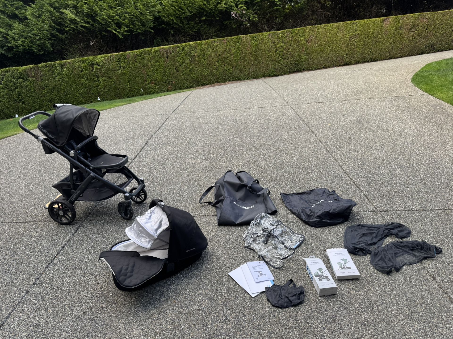 Uppababy Vista Stroller With Everything