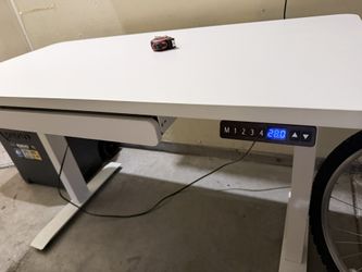 Premium Standing Desk