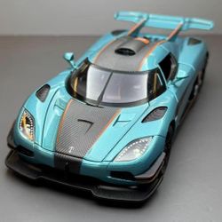 1:24 Koenigsegg ONE1 deep blue alloy sports car model 4 doors can be opened with sound and light back Collector's Edition
 