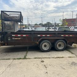 Dumping Trailer. 