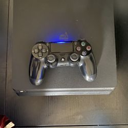 PS4, 1TB, Very Good Condition 