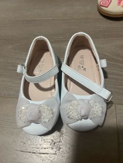 Zapatos de niña
