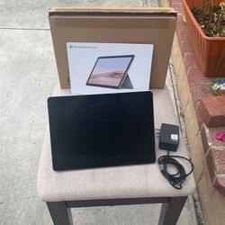 Microsoft Surface Go2. Tableta 