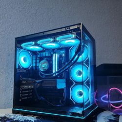 High End AM5 RTX 4070 TI SUPER 16GB Ryzen 7 9700X DDR5 Gaming PC