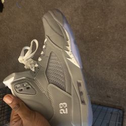 Wolf Grey 5s