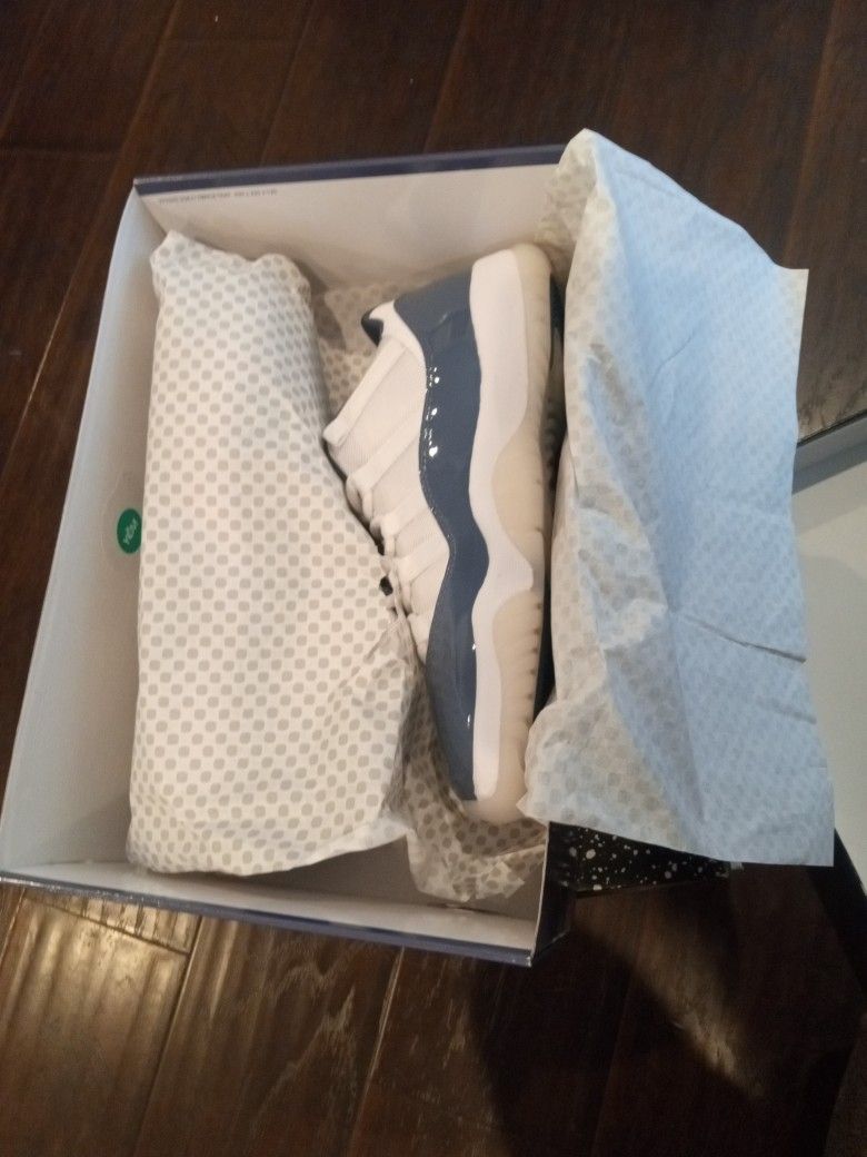 Jordan Retro 11
