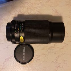 Toyo Optics 75-200 Zoom Lens