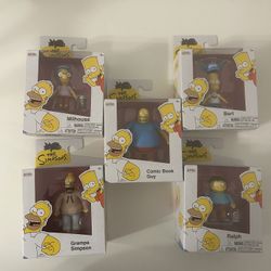 5 Simpsons Collectibles Figures