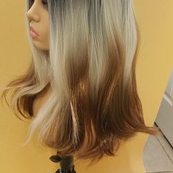 Short Mixed Colors Wavy Wig
