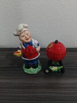 Vintage BBQ King Chef Salt and Pepper Shakers