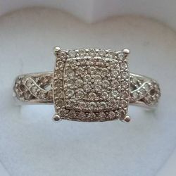 Square Shape Diamonds Engagement Ring 