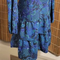 Woman's Dress 