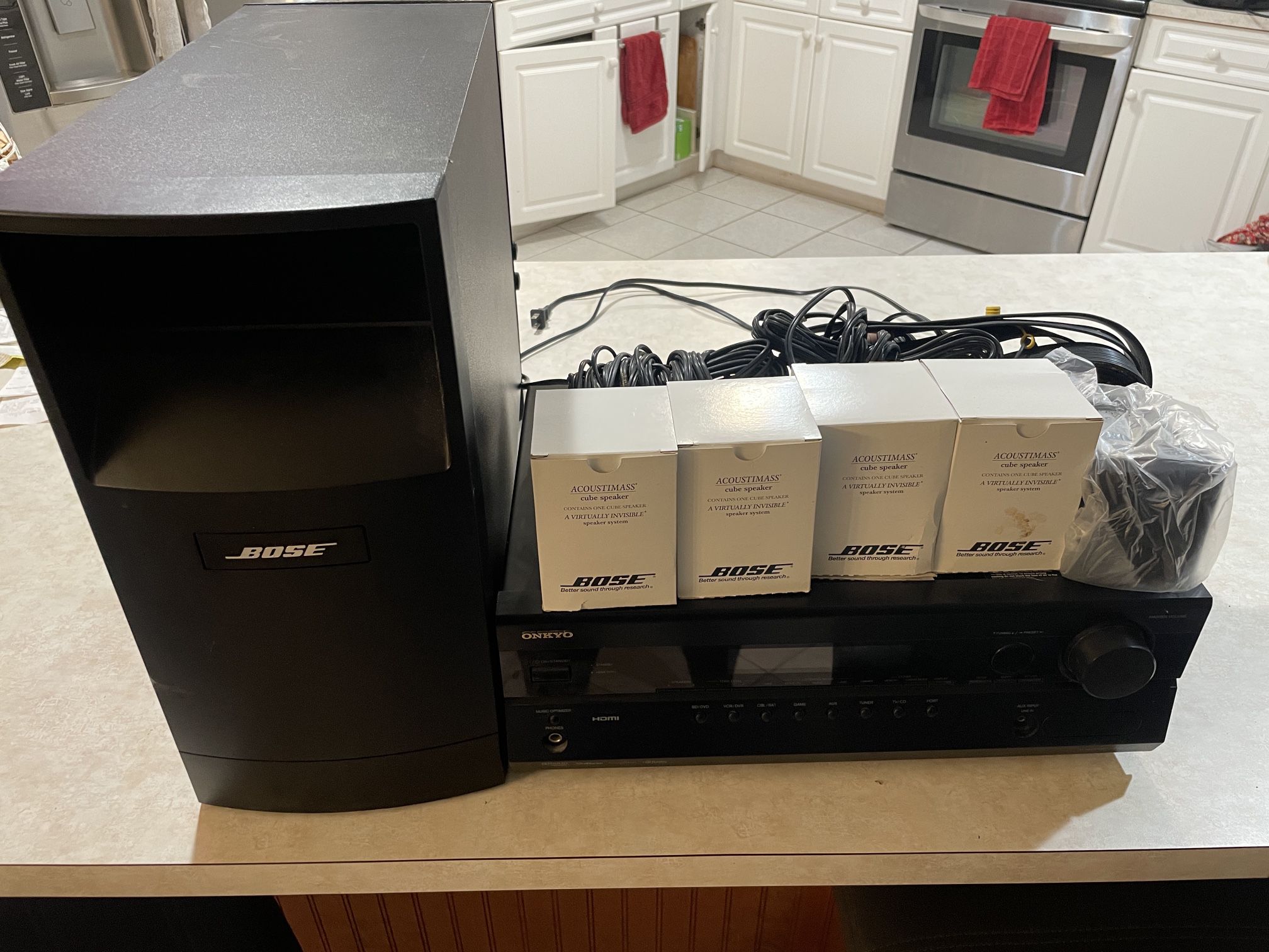 BOSE ACOUSTIMASS 6 SERIES IIl HOME THEATER 5 SPEAKER SYSTEM + SUBWOOFER + CABLES WITH Onkyo HT RC230 5.1 Channel Receive 