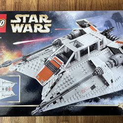 New LEGO 75144 Star Wars UCS Snowspeeder - Sealed retired