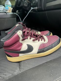 Nike Dunk Burgandy