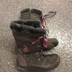 Snow Boots Sz 3