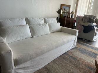 Moving Sale!! 8/29 Pottery Barn Deep Sofa /Guest Bed