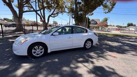 2010 Altima