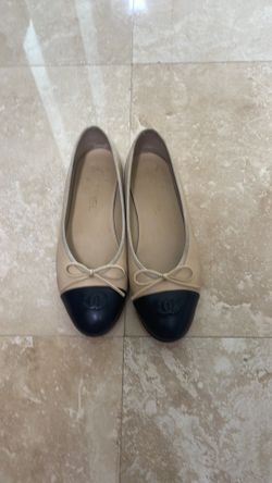 Chanel Flat Ballerina Size 38.5 authentic with the serial number