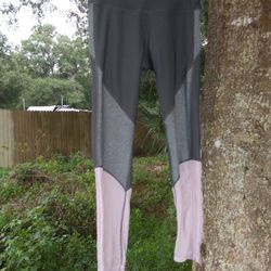 Yoga Pants Size Small By Apana for Sale in Tampa, FL - OfferUp