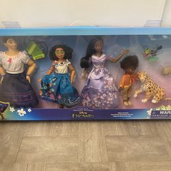 Encanto Deluxe Doll Set from Disney Store