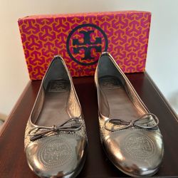 Tory Burch silver women's flats size 9