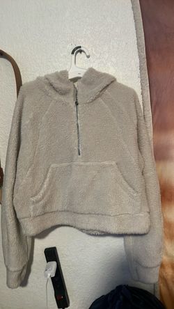 Like lululemon  crop  warm Sweater Size XS -S