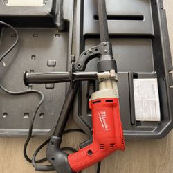 Milwaukee 1/2" Drill paired with FastenMaster FrameFAST Truss to Top Plate Tool