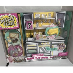 MGA's Miniverse Make It Mini Food - Mini Kitchen Playset New 2023