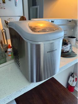 Ice maker