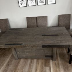 Dining Table & Chairs