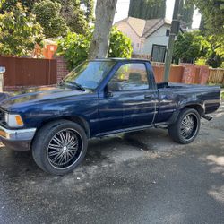 Toyota Pick Up