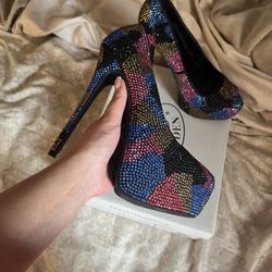 Steve Madden Crystal Heels Size 9