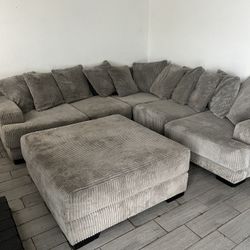Gray Sectional Couch 