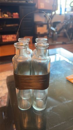 Glass Bud Vase Set with Wire Carrier