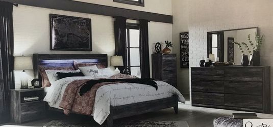 Queen Bedroom Set