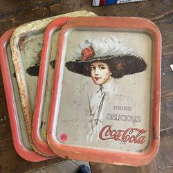 1970s And Earlier Serving Trays And Tins Coca Cola Welches Fold Art