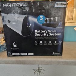 BRAND NEW IN BOX NIGHT OWL SECURITY  SYSTEM W/3 CAMERAS AND 3 BATTERIES