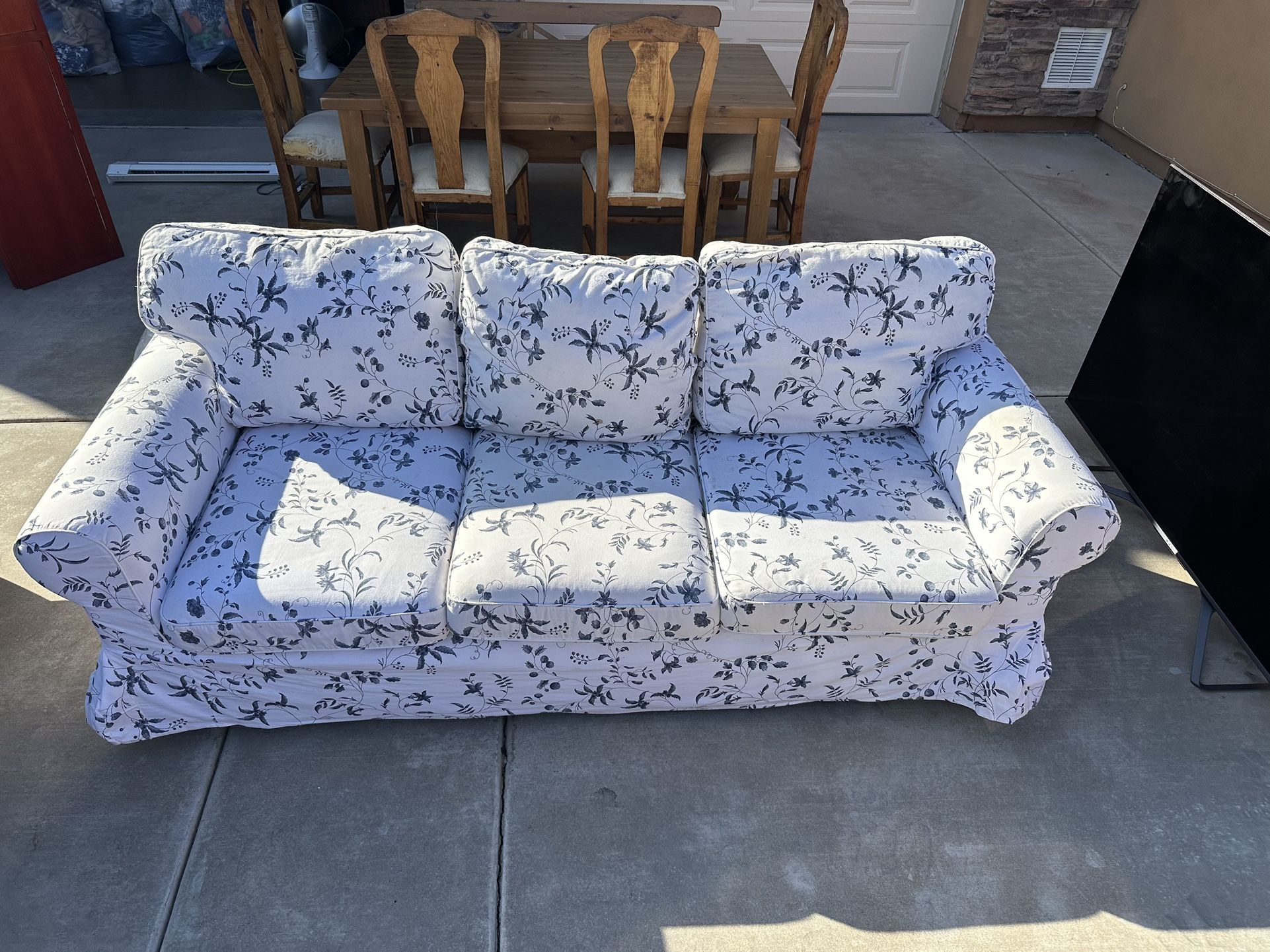Free Couch